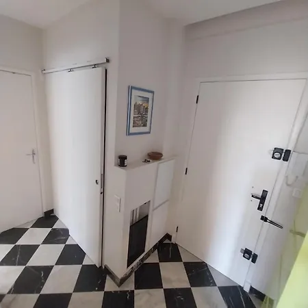 Modern Nice, Proche Gare Riquier * Nice