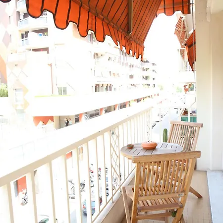 Modern Nice, Proche Gare Riquier *